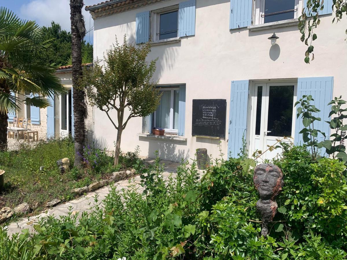 Maison D'Hotes - L'Hothentique Hotel Gaillan-en-Medoc Exterior photo